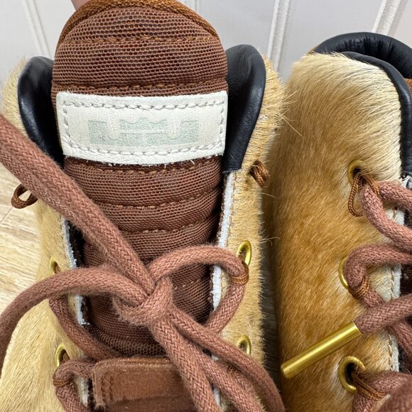 Nike‎ Lebron Brown Lifestyle Sneakers Lions Mane Mens  7.5